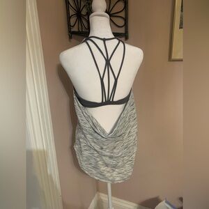 lululemon athletica size 6 Gray Strappy Back Tank Top built in bra